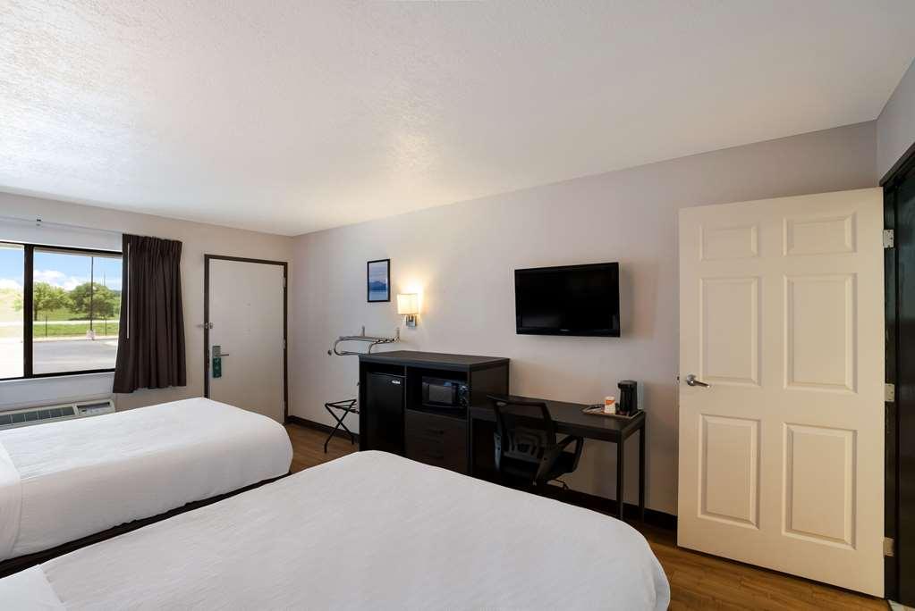 Quality Inn & Suites Junction Room photo